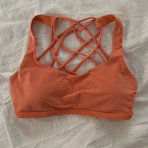 Lululemon Free to Be Bra